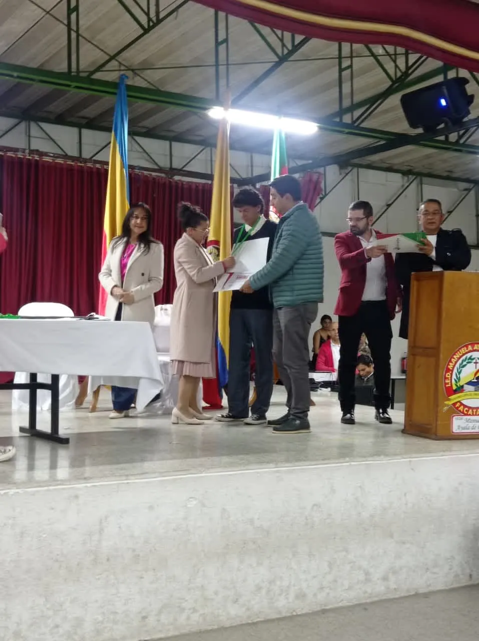 Condecoración Secretaría de Educación